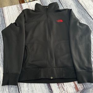 The North Face men’s softshell zip up jacket